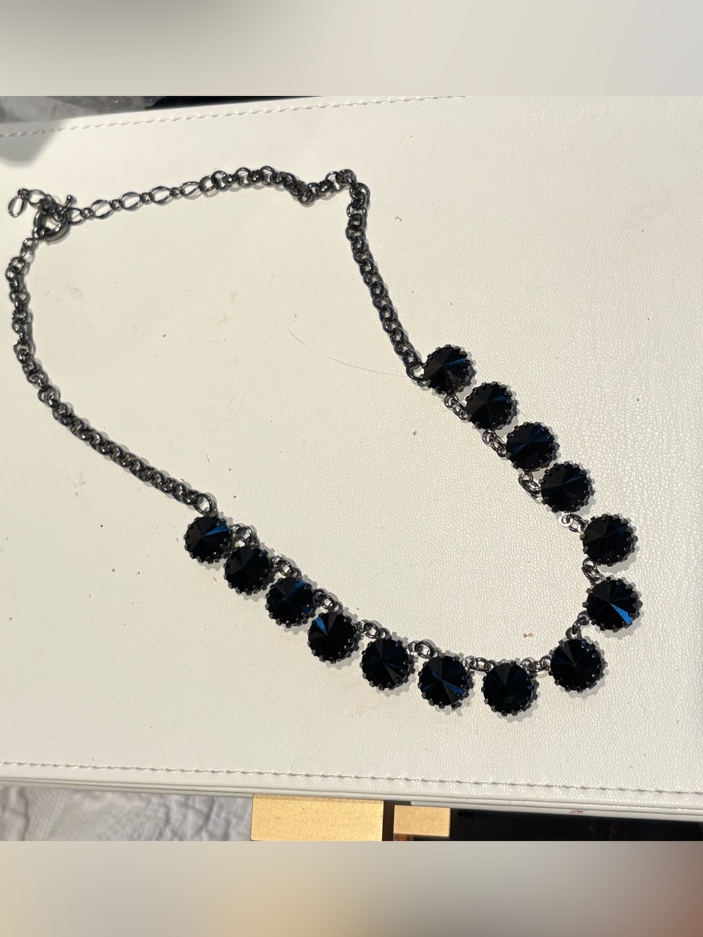 Vintage J. CREW “Venus Flytrap” Black Necklace Rhinestone Silver Flytrap 16”-20”